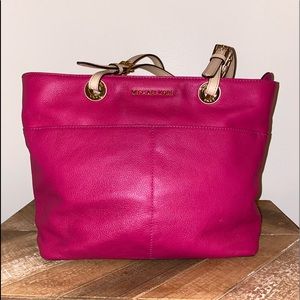 Micheal Kors Pebble Leather Tote